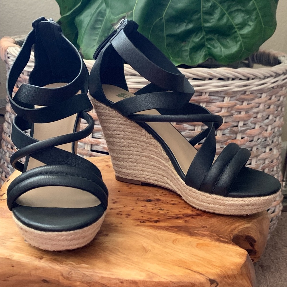 Black Joe's Jeans Wedges Sandals